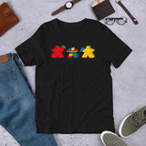 Meeples Playing with Toy Building Bricks Colorful - Unisex T-shirt